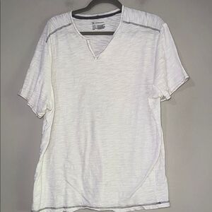 INC International Concepts White V-Neck Short Sleeve Tee